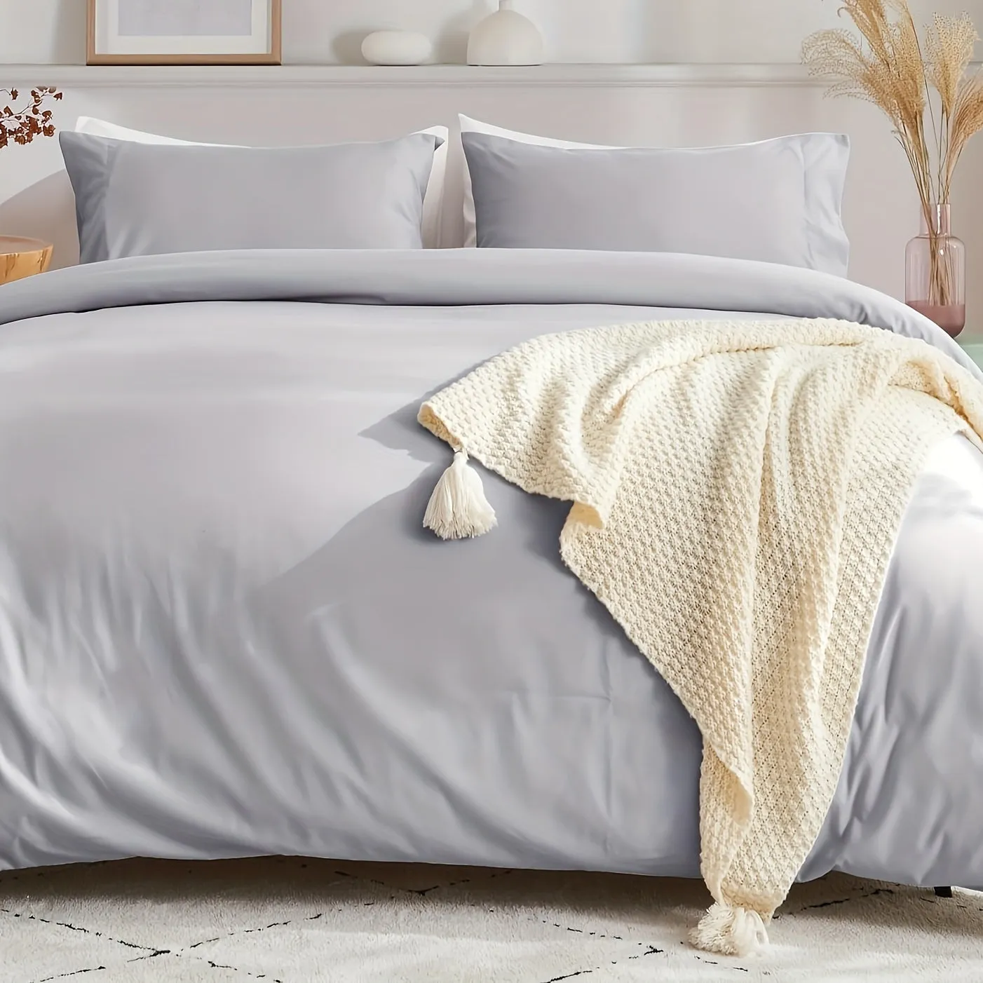 3-Piece Soft Brushed Duvet Cover Set - Reversible, Warm, and Comfortable Microfiber Satin Fabric with Zipper Closure, 2 Pillow Cases - All-Season, Sanded, and Breathable