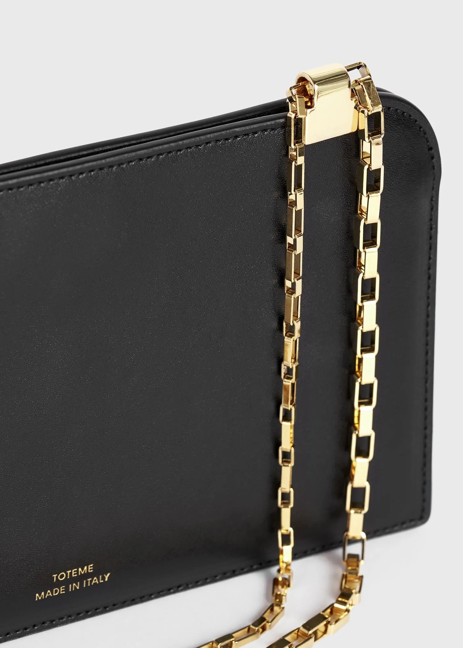 Chain pouch black