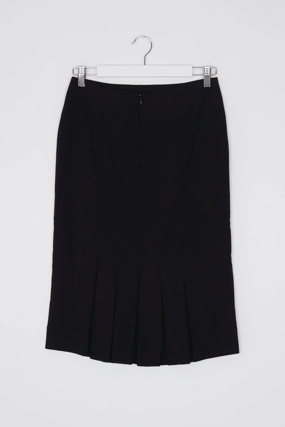 Cue In The City Black Pleated Hem Skirt 6