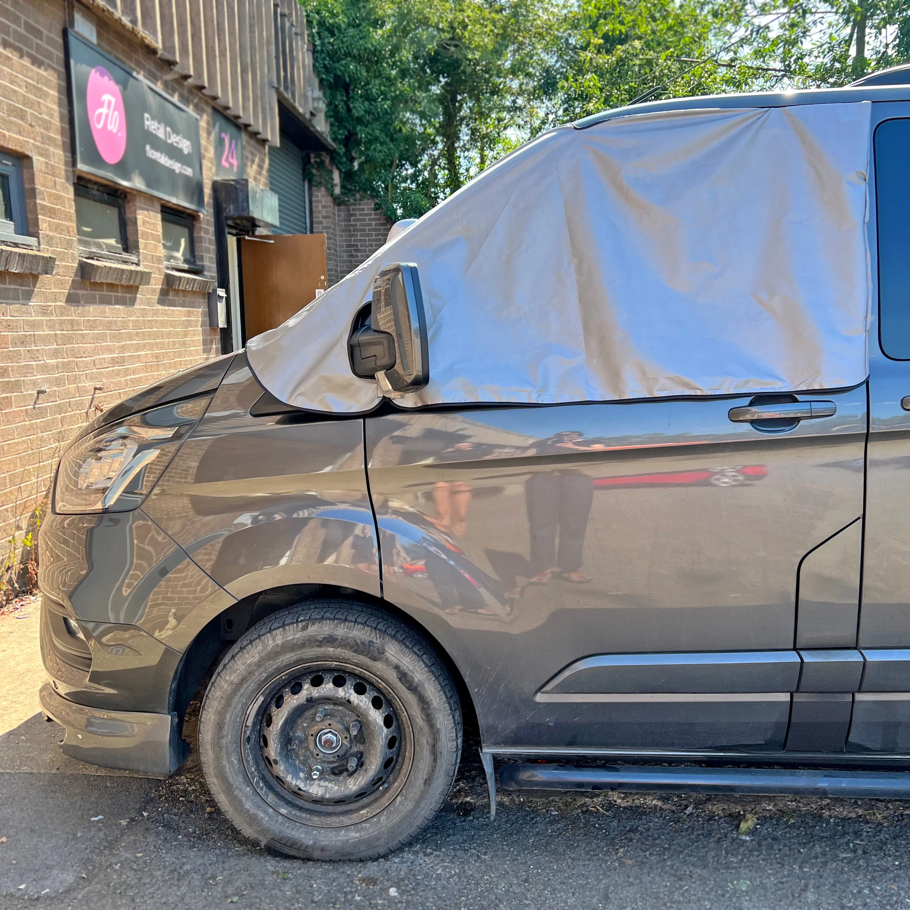 Ford Transit Custom Screen Wrap - Silver Plain