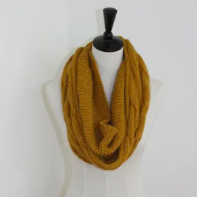 Infinity Country Cable Cowl Knitting Pattern - 10Ply