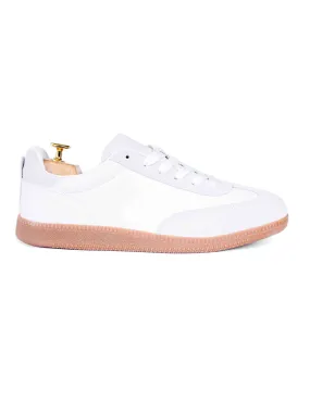 Joaquin Sneakers - White