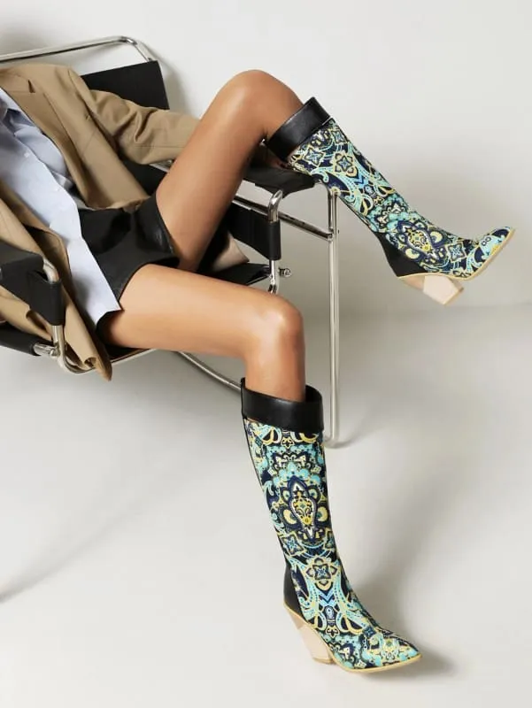 Knee-high Paisley Pattern Wedge Heel Pointed Toe Boots