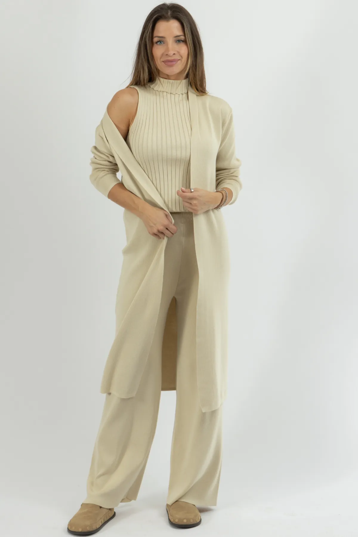 LIMITLESS BEIGE THREE PIECE SET