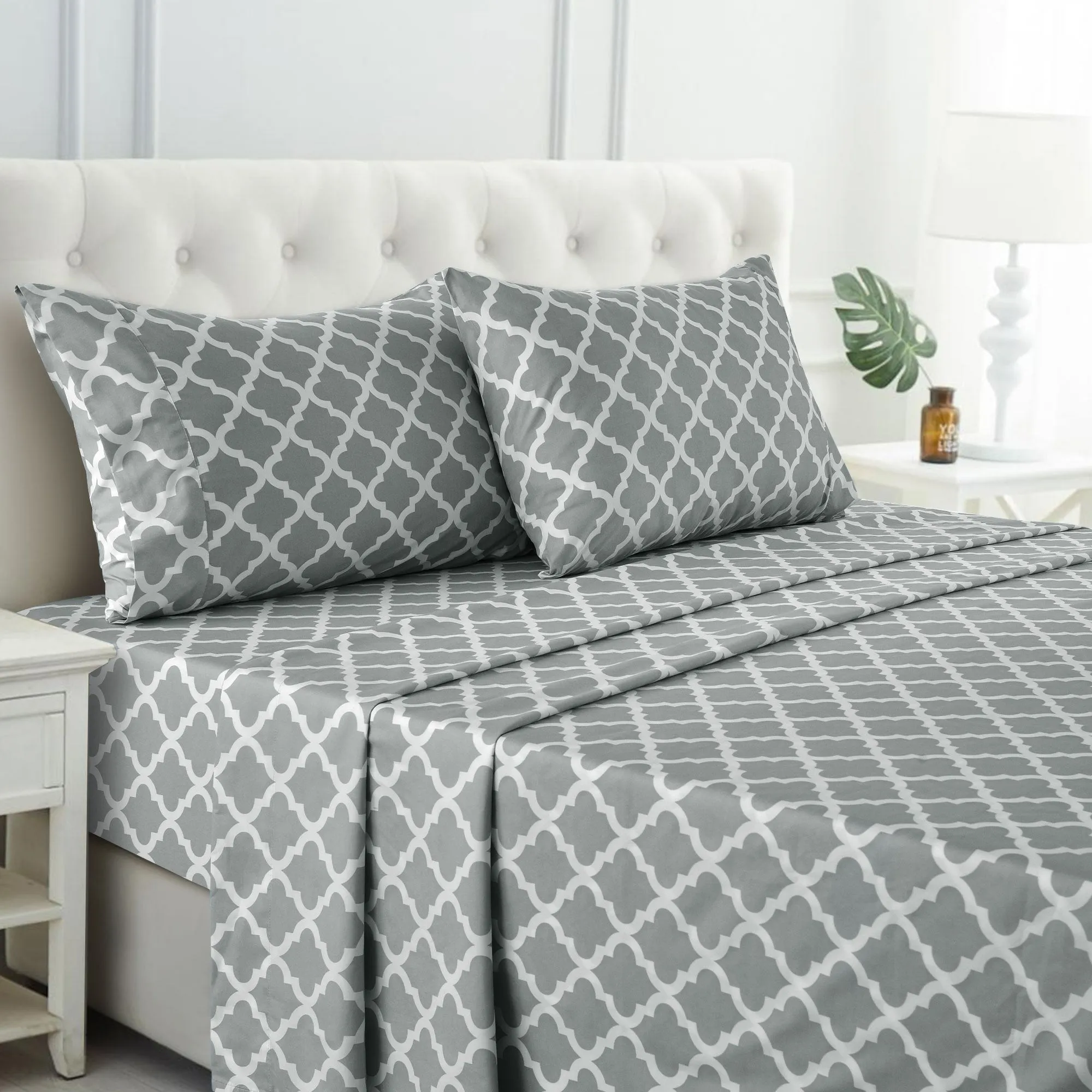 Lux Decor 4 Pieces Quatrefoil Bed Sheets - Stylish Comfy Bedding Set - Hotel Luxury Skin Friendly Cooling Sheets & Pillowcases Without Filler - Classic Collection With 16 Inches Deep Pocket - Brushed Microfiber - Shrinkage & Fade Resistant