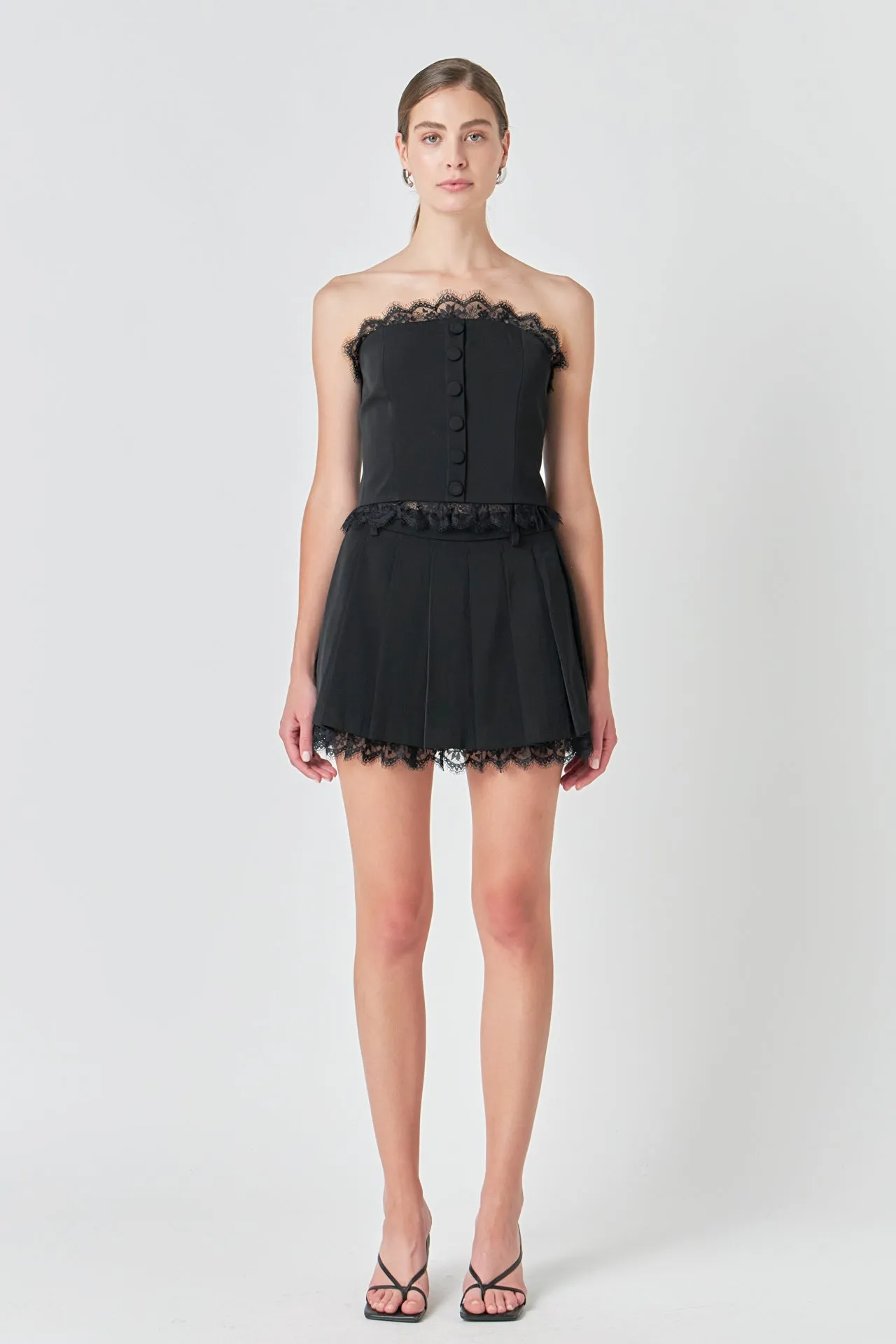 Peekaboo Lace Pleated Skort