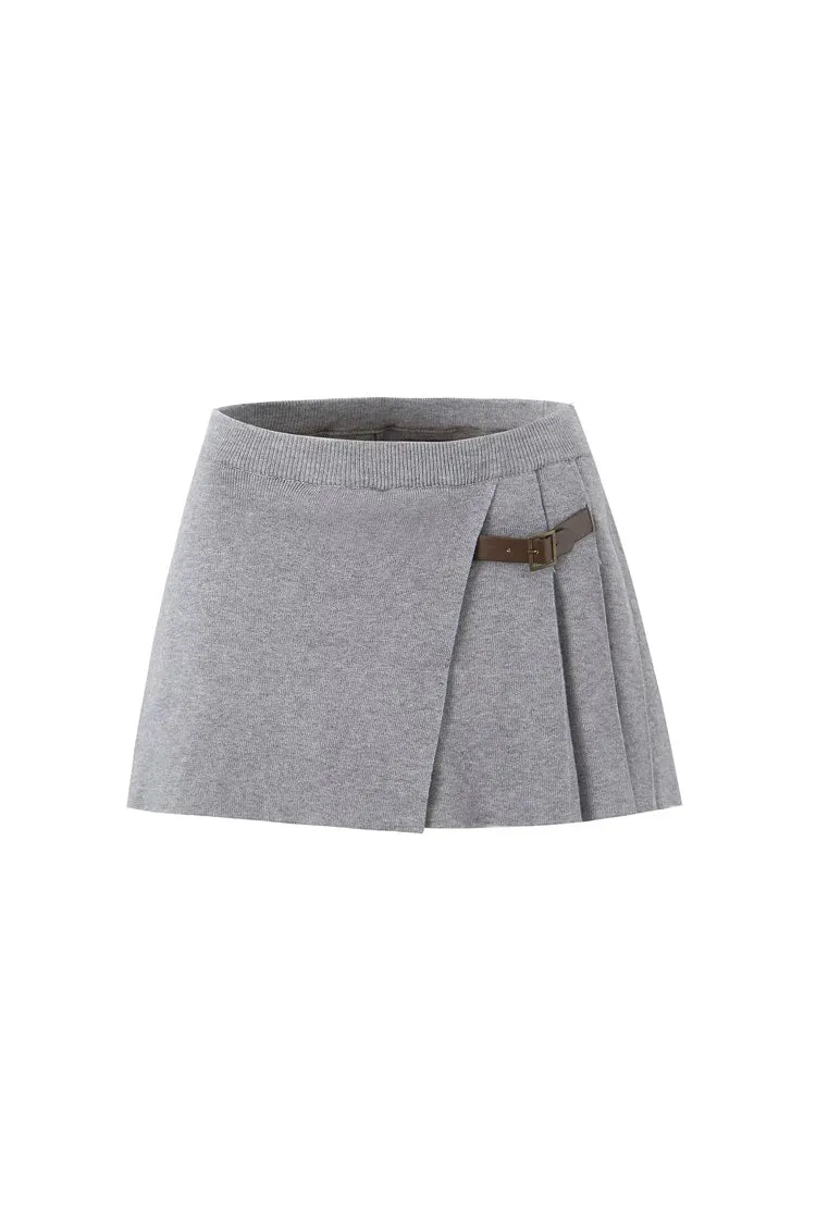 Preppy Style Solid Color Buckle Belt Detail Pleated A Line Knit Mini Skirt