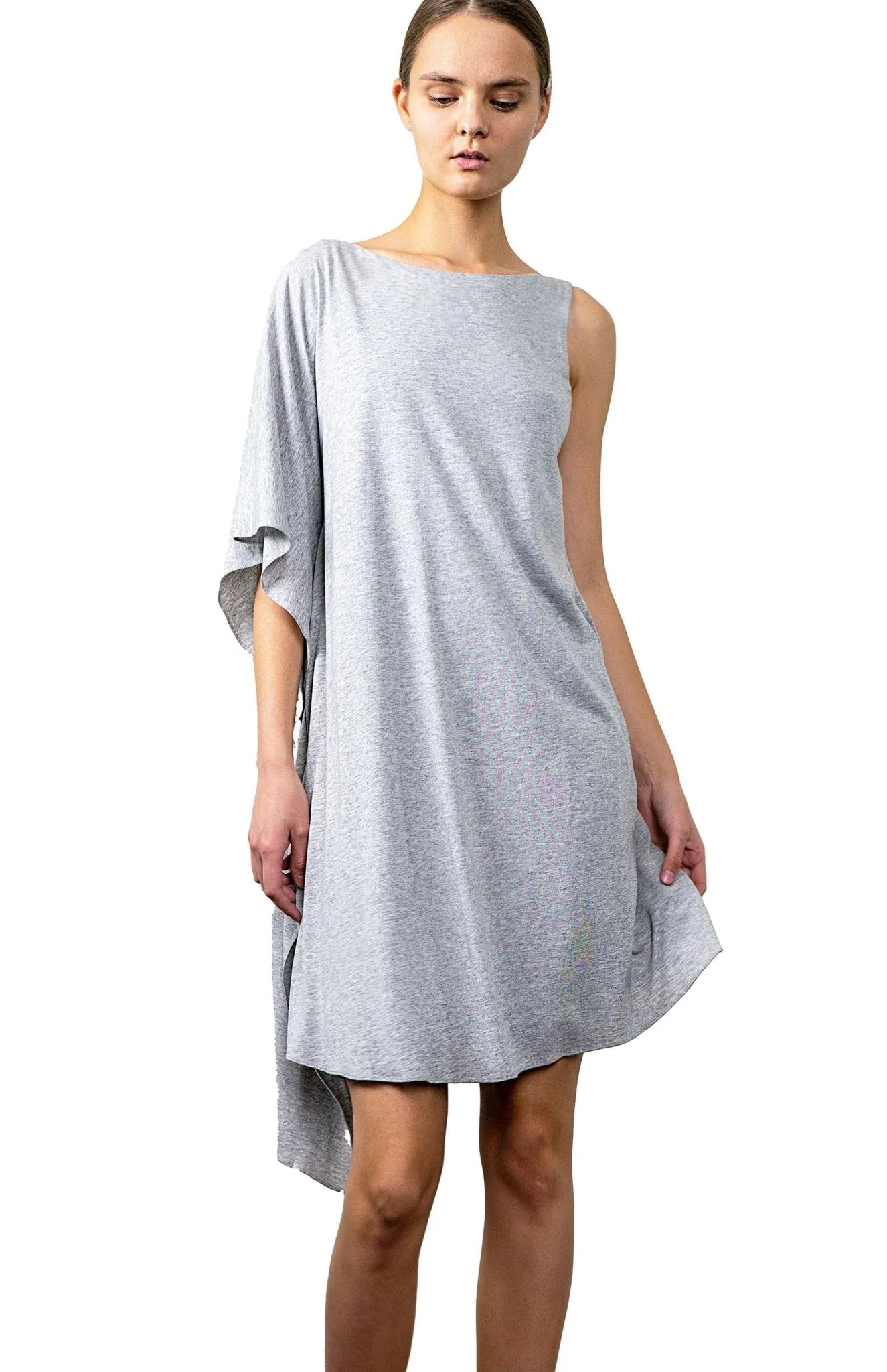 Serres | Minimal Lines: Chic Jersey Dress