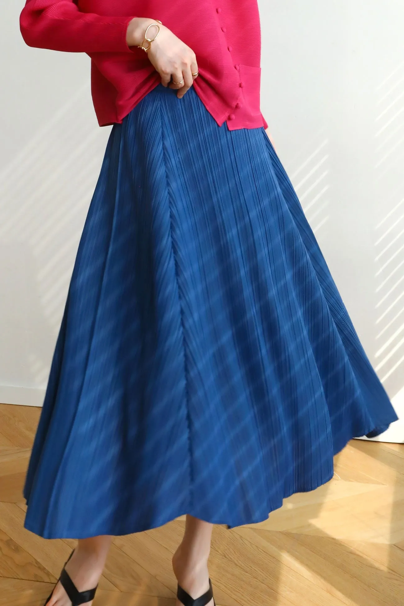 Solid Color Full Pleated High Waist Skirt