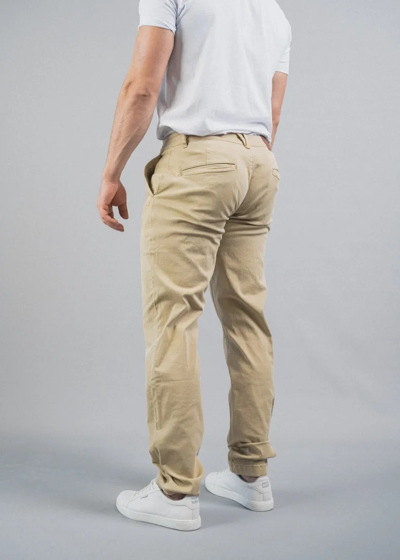 STRAIGHT FIT CHINOS - BEIGE