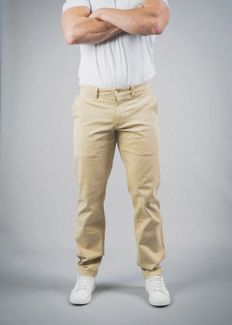 STRAIGHT FIT CHINOS - BEIGE