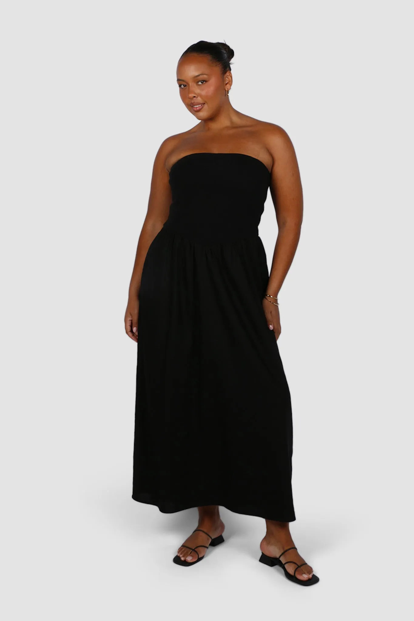 VELLA DRESS BLACK