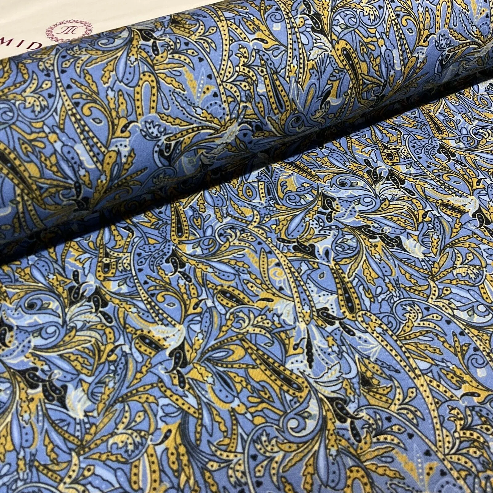 Vintage Paisley Cotton Poplin printed dress craft fabric 112cm wide M1743